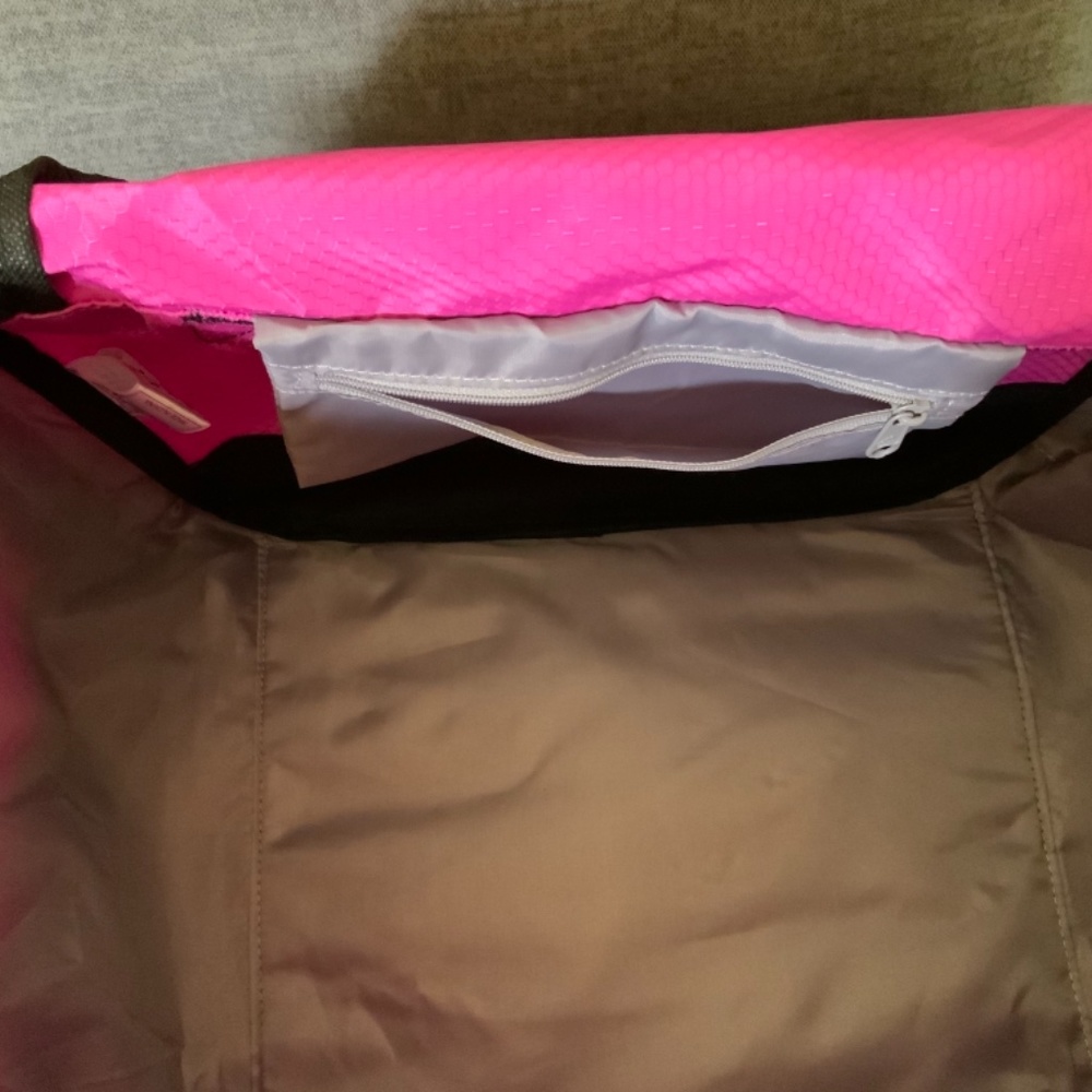 ADIDAS DUFFLE - Picture 7 of 8